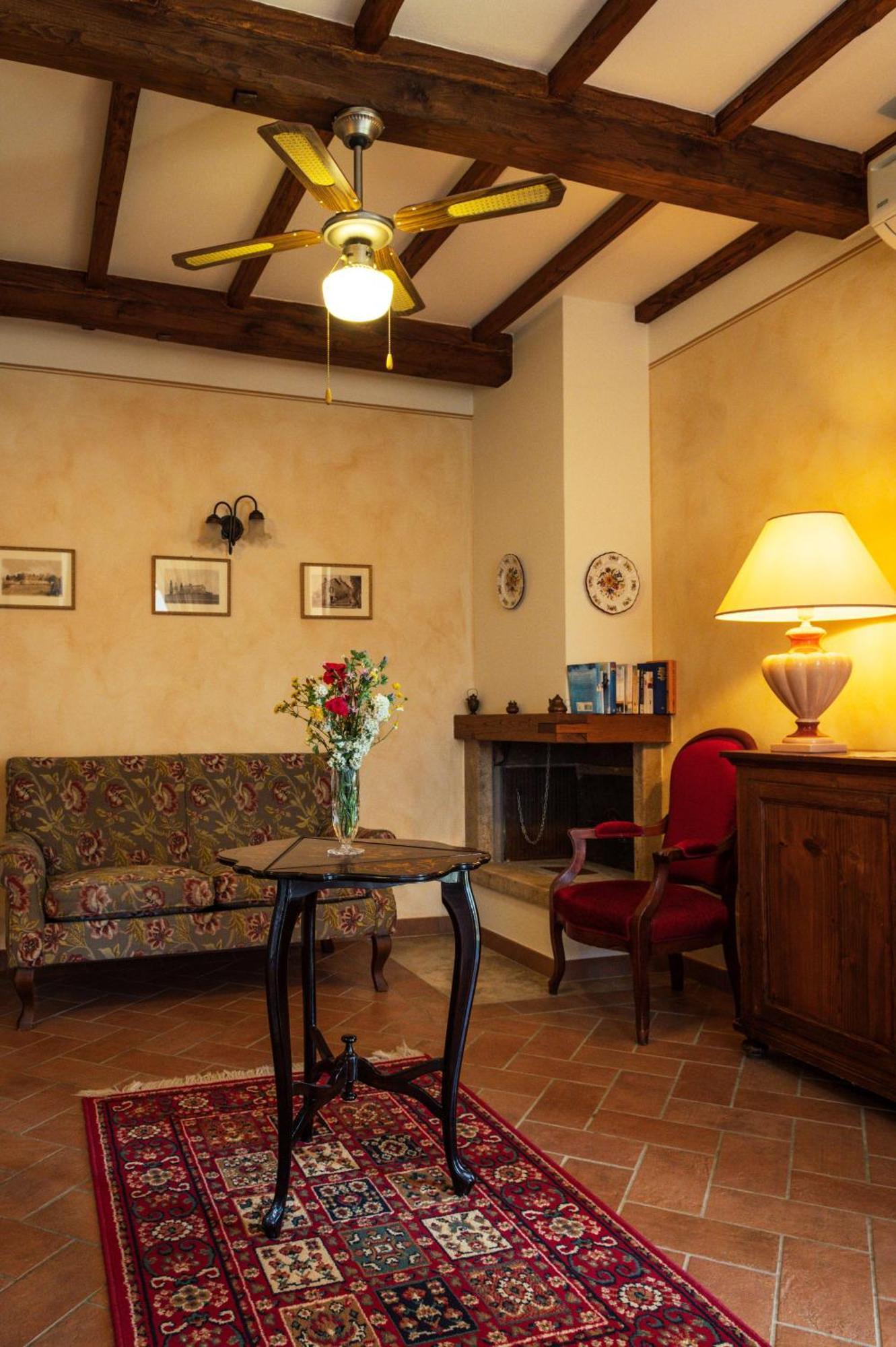 Agriturismo Casal Gheriglio Lucignano Exteriér fotografie
